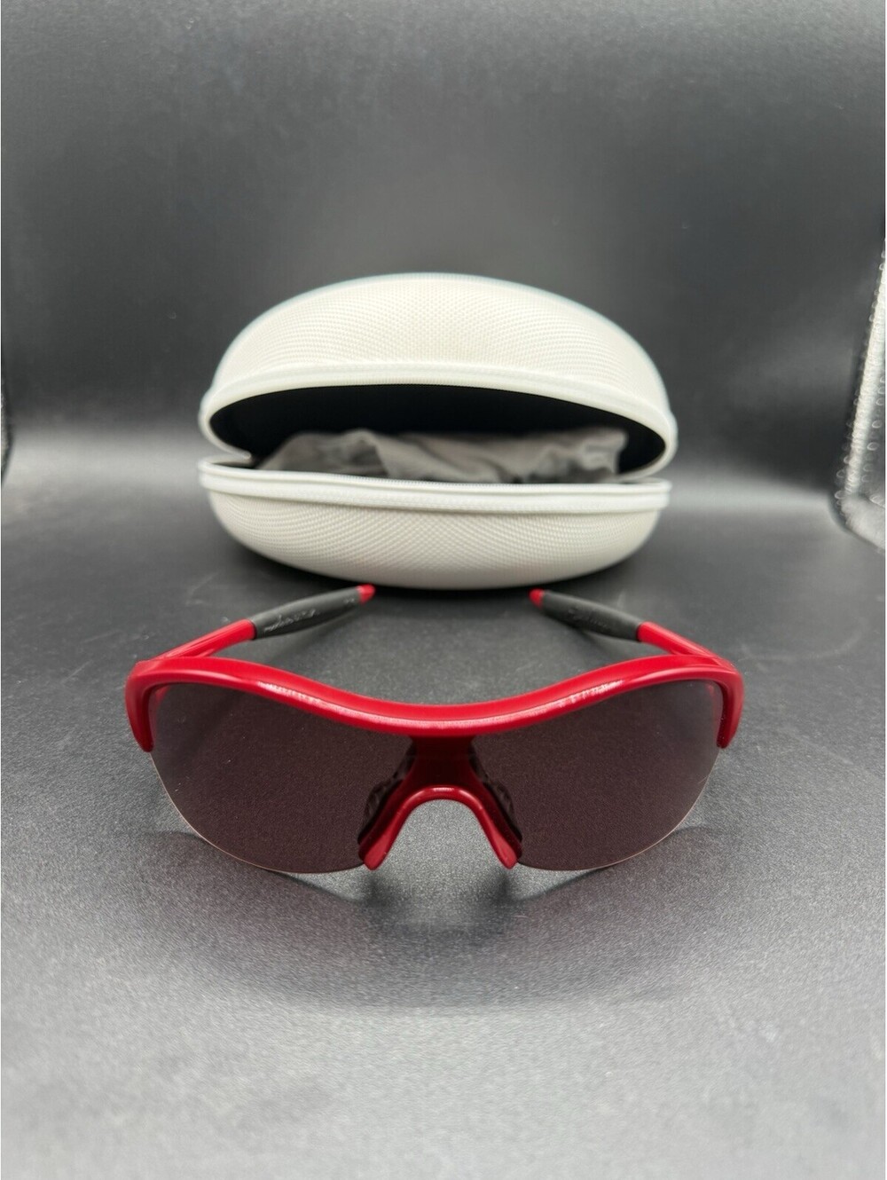 Oakley Endure Lipstick Red/G20 Lenses 09-803